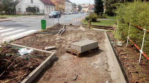 Stavební úpravy chodníku v ul. Školská